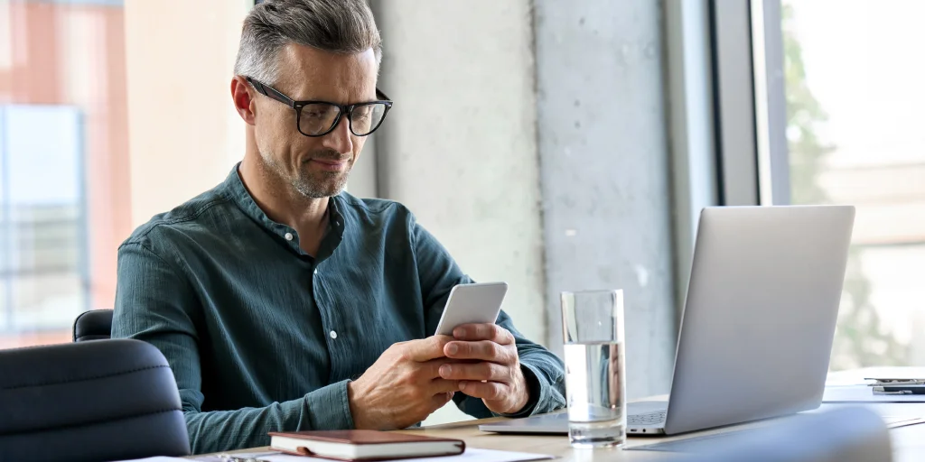 6 Innovative Features Your CRM System Needs 6 Innovative Features Your CRM System Needs