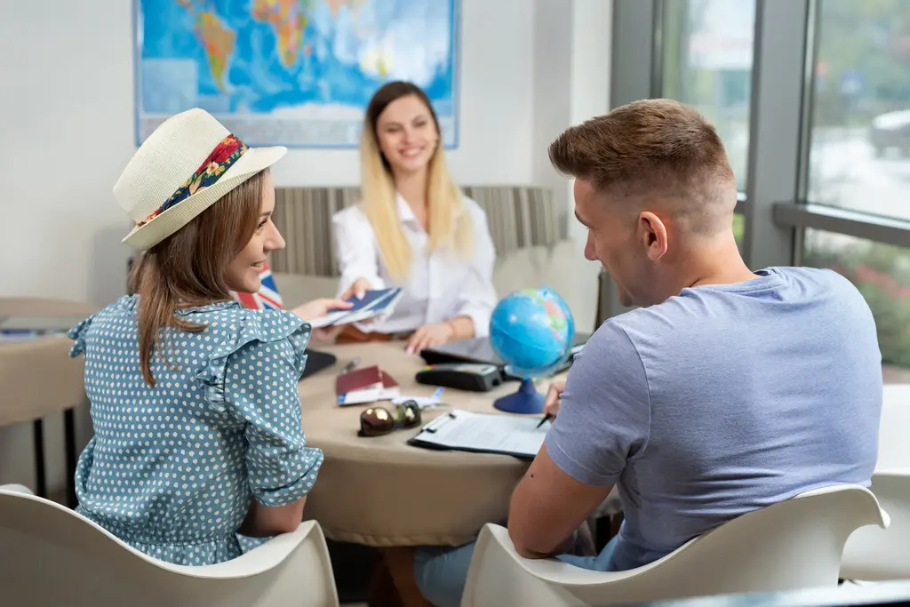10 Ways AI is Revolutionizing the Travel Experience 10 Ways AI is Revolutionizing the Travel Experience