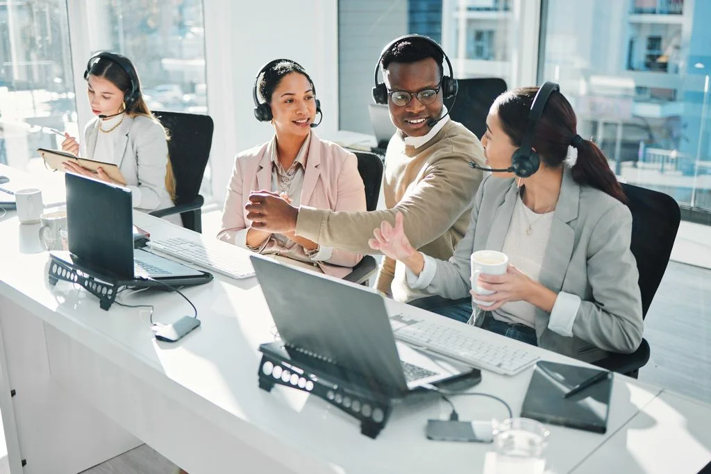 shutterstock_2374000429.jpg 12 Ways to Elevate Customer Satisfaction Through Superior Service
